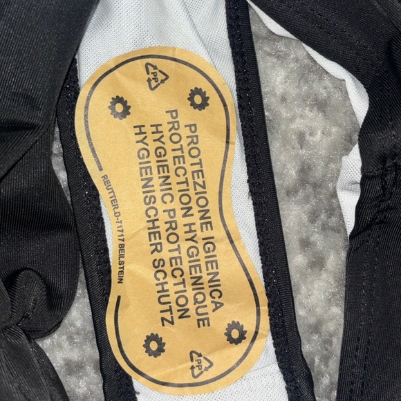 New Amazon Black High Waist Shirred Bikini Bottom Size: Large - Picture 3 of 3